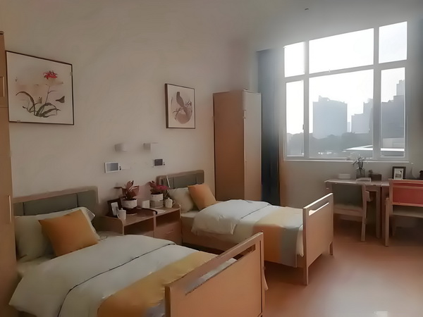 深户入户条件政策_变态男躲女神床下，尺度生猛的日本电影！ 目结语小数不是养老院的费用