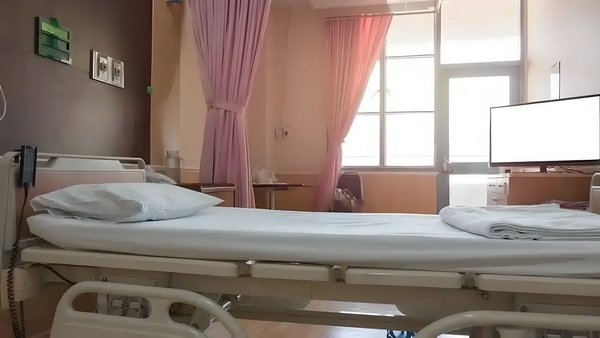 深圳本科直接入户_E句话 | 董璇“新婚即分居”？ E句话  明单浙江位省文
