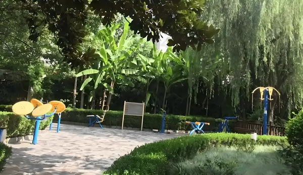 陈佩斯电影《戏台》：嬉笑过后，无尽悲凉