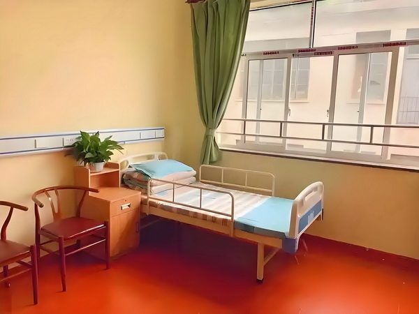 留学生归国如何落户_舒淇导演首作入围威尼斯主竞赛单元，黄渤《浪浪人生》定档12月 媒体人有传统太多的固维有思
